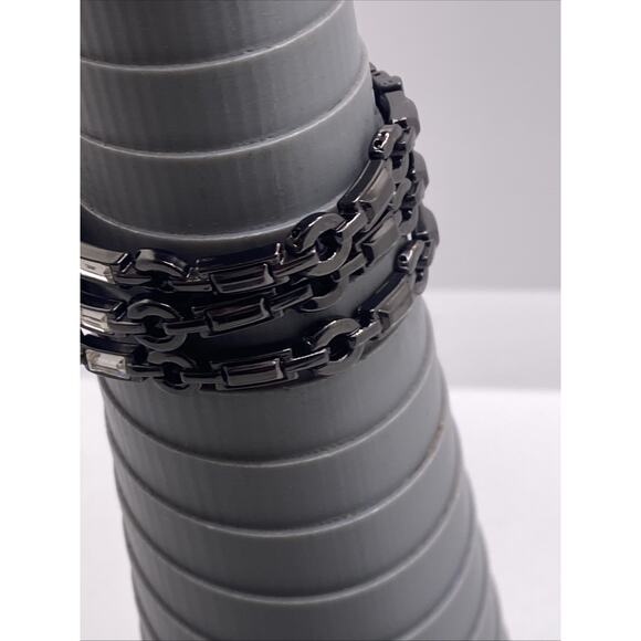 Vintage Figaro Dark Silver Rectangle Gem Tank Watch Works New Batterh - Picture 11 of 11